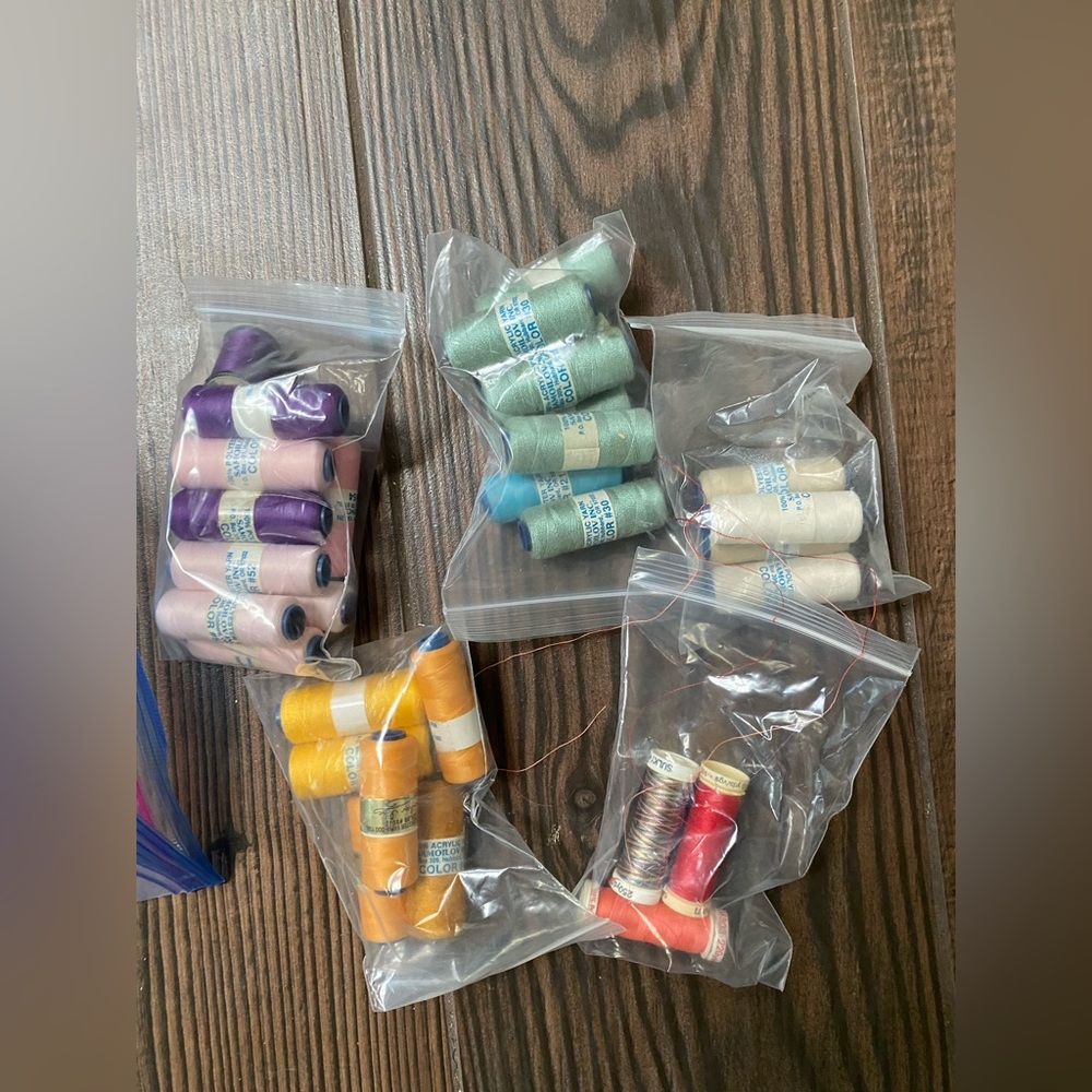 NWT Samoilov Inc Thread Lot